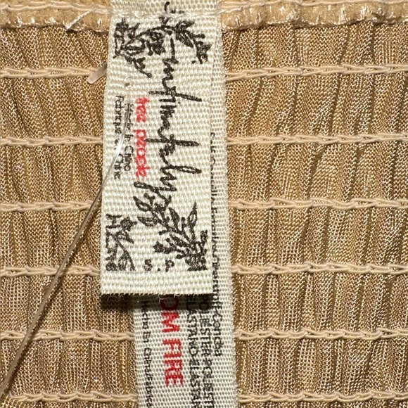 Free People Top Womens Small Latte Casino Royal Brami Crop Smocked Back Y2K NEW - Picture 4 of 10
